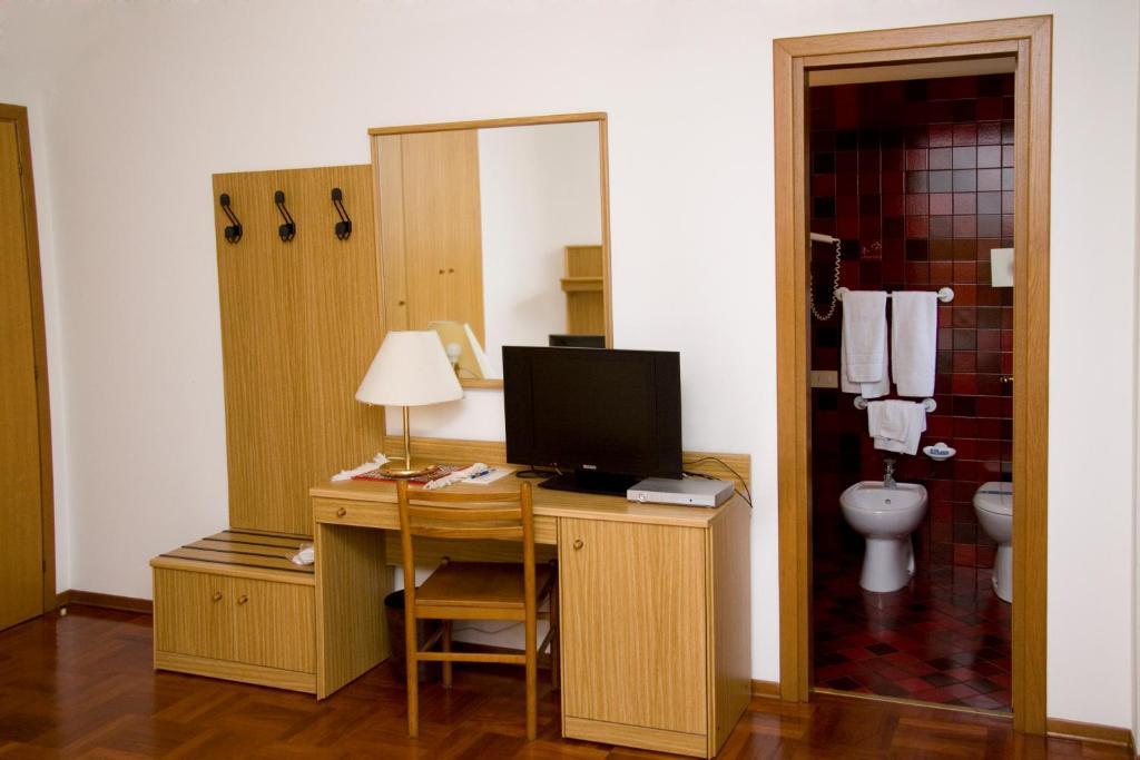 Hotel Ristorante Dotto Varago Cameră foto