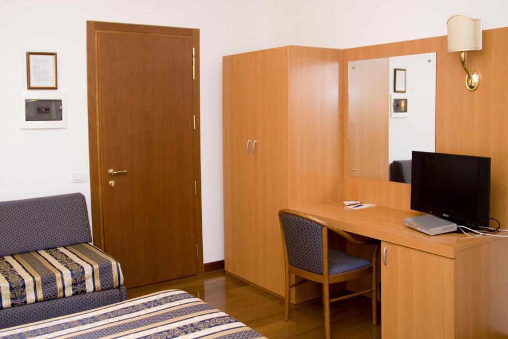 Hotel Ristorante Dotto Varago Cameră foto