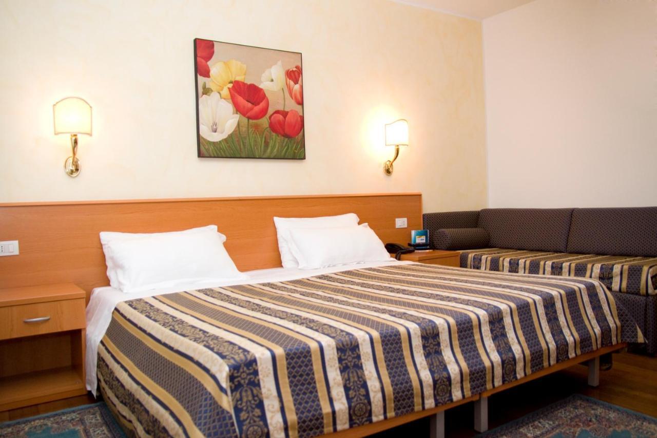 Hotel Ristorante Dotto Varago Cameră foto
